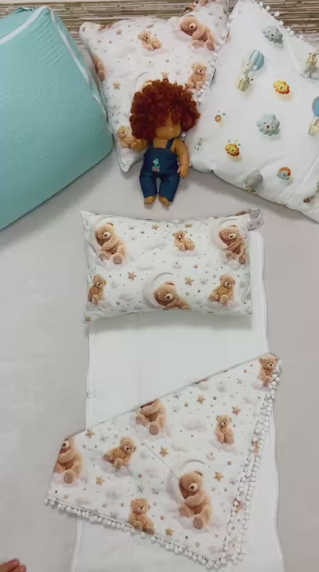 Sevimli Ayıcık Desenli Djital Baskı Bebek Uyku Seti – Konfor ve Masal Bir Arada!